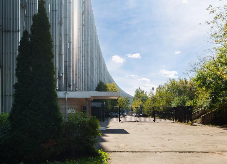 Топаз: Вид входной группы снаружи